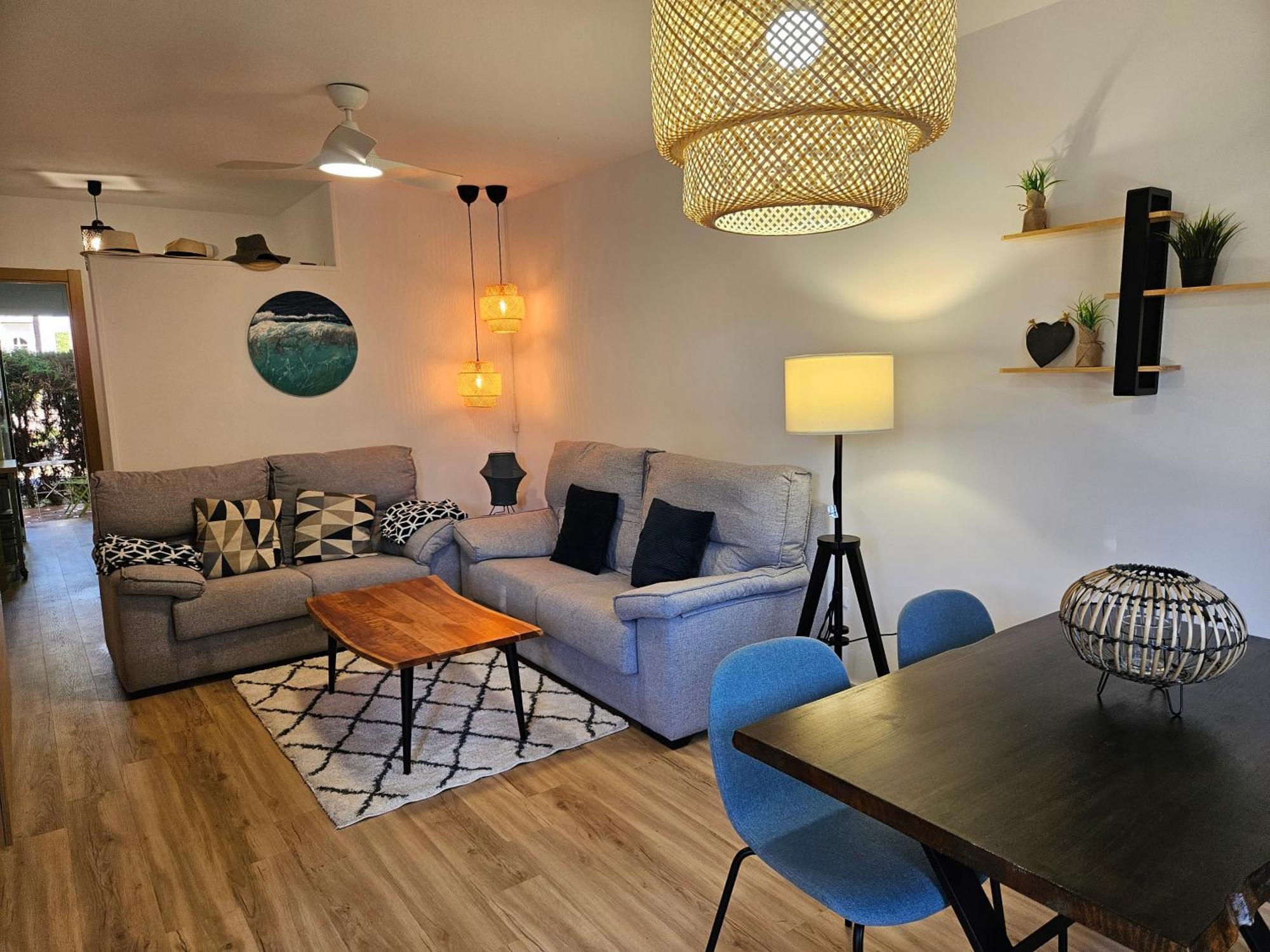 G&H Apartments - Playa Sancti Petri شيكلانا دي لا فرونتيرا المظهر الخارجي الصورة